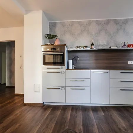 Bohnapartments Am Anger Eg - 3 Badezimmer - 3 Schlafzimmer - Zentrum - Vollausstattung - Wlan Apartment *