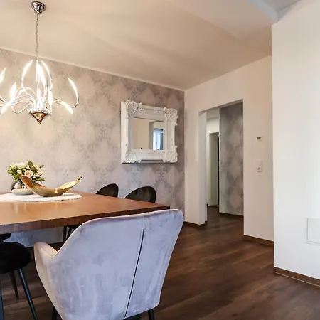 Bohnapartments Am Anger Eg - 3 Badezimmer - 3 Schlafzimmer - Zentrum - Vollausstattung - Wlan Apartment *